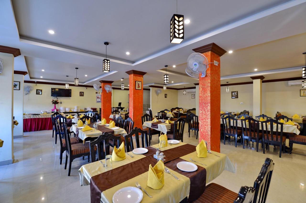 Oyo 6541 Hotel Relax Inn Udaipur Exteriör bild